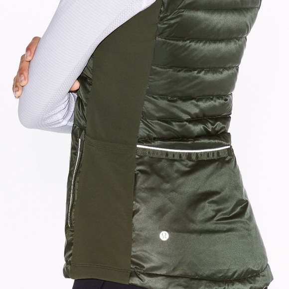 NWT GATOR GREEN LULULEMON DOWN FOR A RUN VEST - 8 - Picture 5 of 7